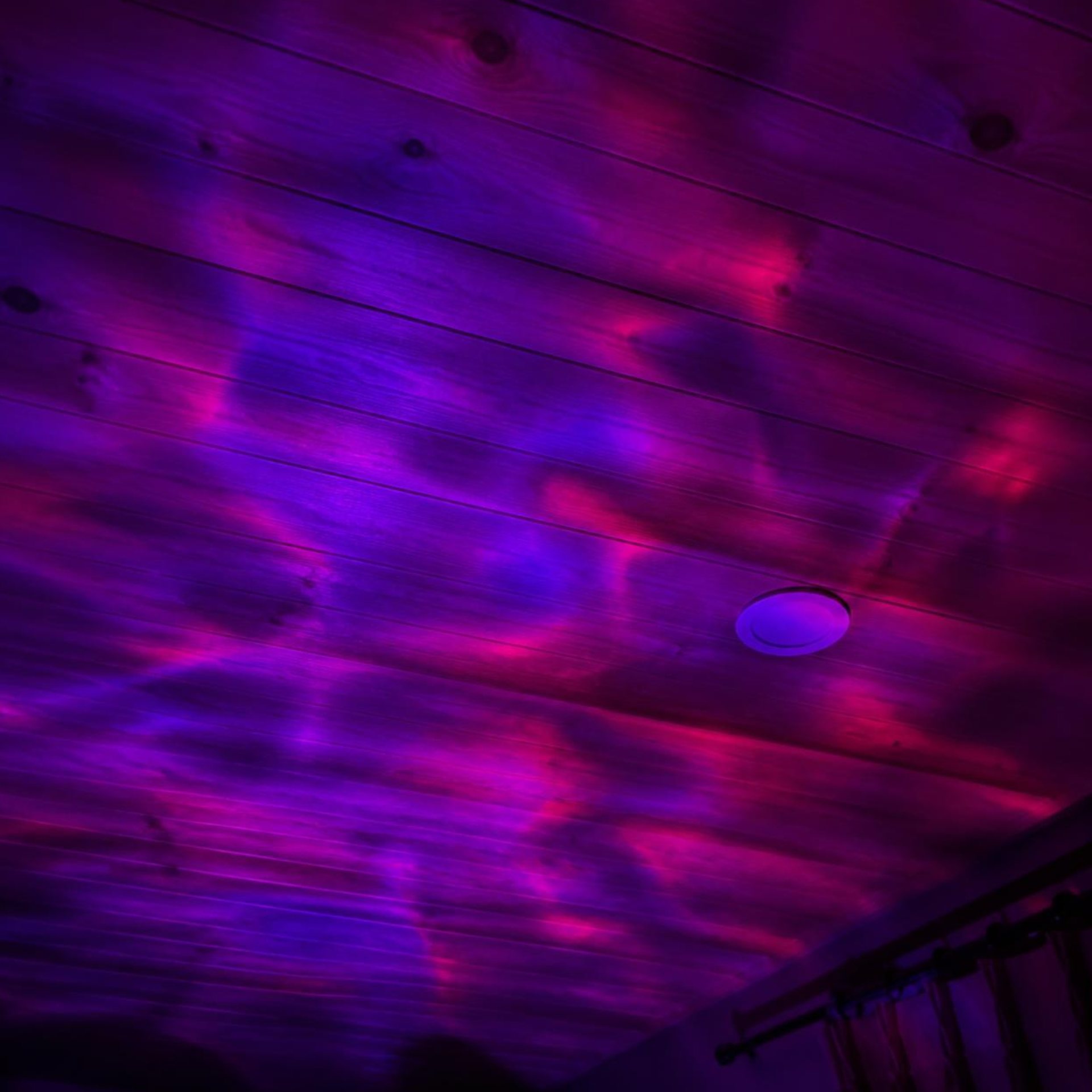 Velora Wave™ Ocean Projector